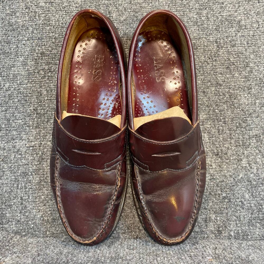 Bass Men 9 Medium Burgundy Leather Penny Loafers Dress Shoes Slip On Vibram Sole